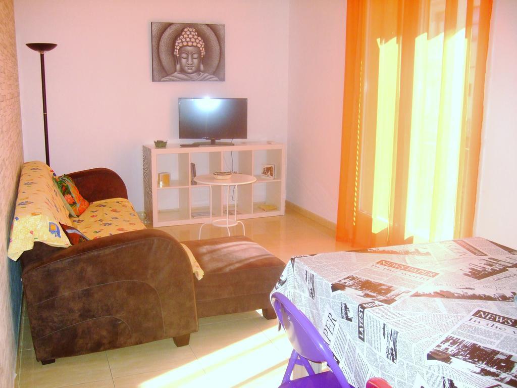 Besalut Apartment Buitenkant foto