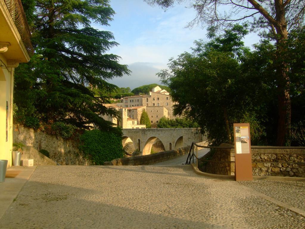 Besalut Apartment Buitenkant foto